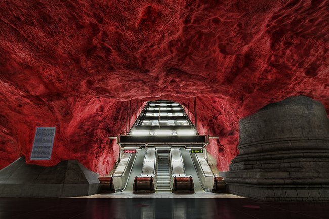  Стокгольмское метро — одно из самых красивых и необычных в мире. 