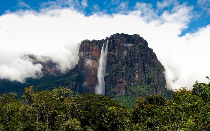 Вверх – водопад Анхель, Венесуэла