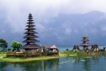 Индонезия становится все более привлекательной для туристов