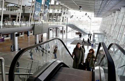 Аэропорт Львов обнародовал график перевода авиакомпаний в новый терминал