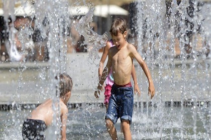 Во Франции установилась аномальная жара