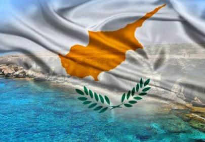 "Музенидис" ставит чартер на Кипр и организует бизнес-форум