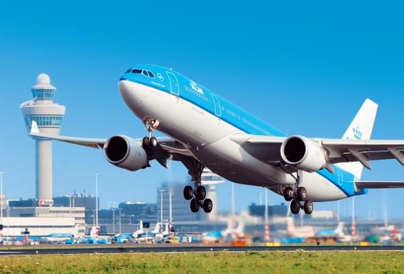 KLM ввела новую структуру тарифов 