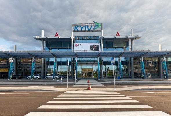 Аэропорт Жуляны закроют на десять дней