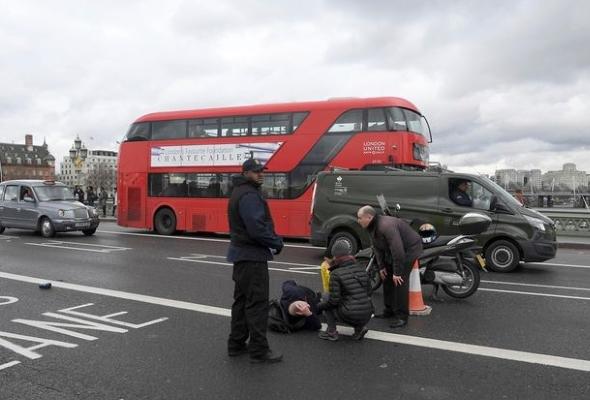 Теракт в Лондоне: пострадали маленькие туристы