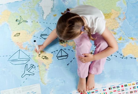 Для детей изменят правила выезда за границу