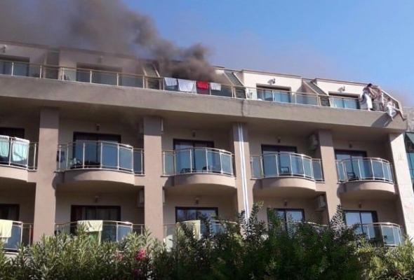 В Турции из-за пожара в отеле эвакуировали 400 туристов