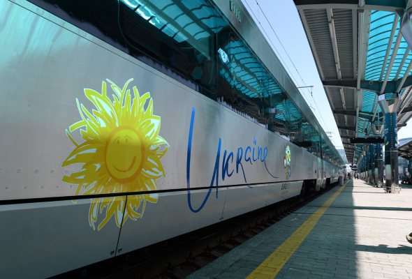 Пассажирские поезда в Украине разделят на три категории
