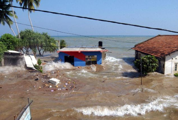 На Шри-Ланку обрушился ураган