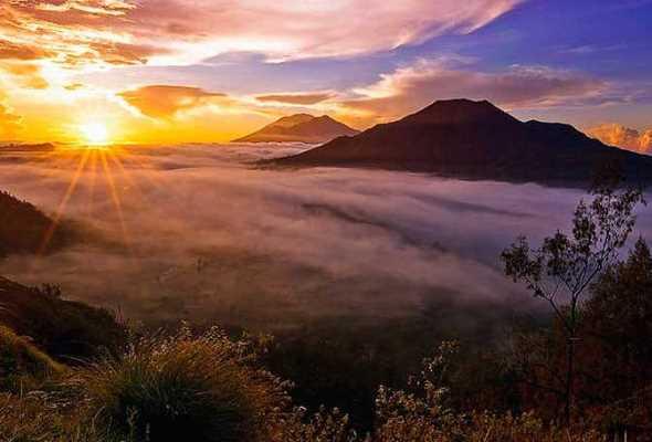 Туризм на Бали в безопасности: вулкан успокоился