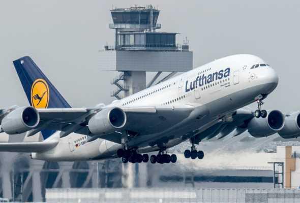 Lufthansa перенесла запуск дополнительных рейсов из Киева