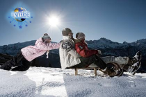Гармиш-Партенкирхен - лучший семейный горнолыжный курорт Германии! Альпийский воздух и ароматы глинтвейна ждут Вас!