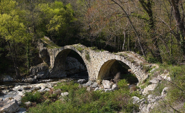 Древний мост, Франция