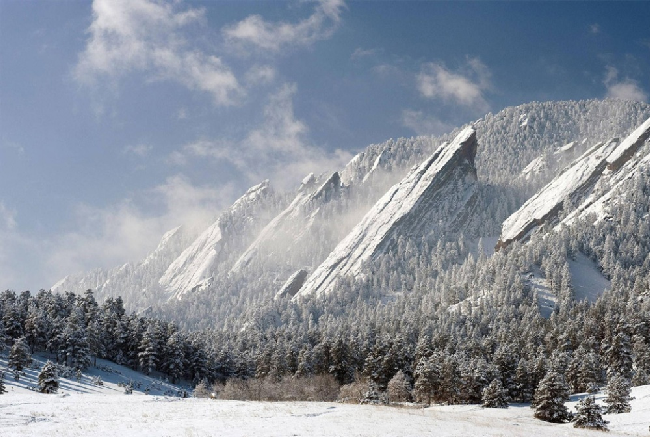  Сюрреалистичные горы Колорадо, США