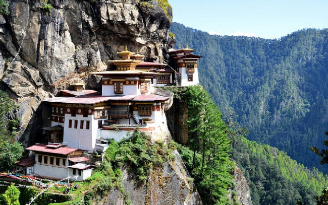  Монастырь Гнездо Тигра, долина Паро, Бутан