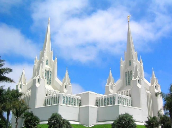  Калифорнийский храм мормонов, США