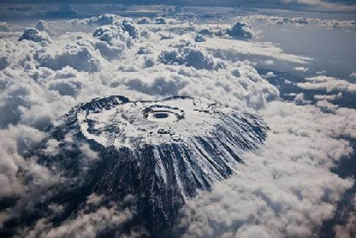  Вулкан Килиманджаро, Африка