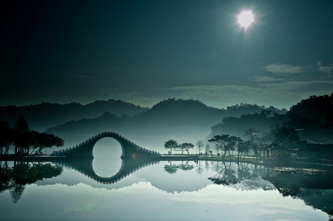  Лунный мост, Тайбэй, Тайвань