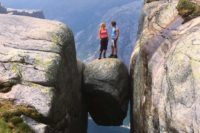  Кьераг — большой камень в виде горошины, застрявший между двух скал.