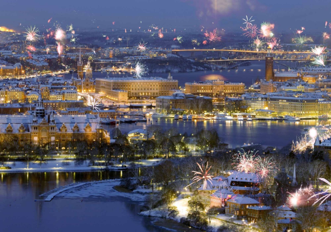  А после вернуться в Стокгольм и встретить там Новый год.