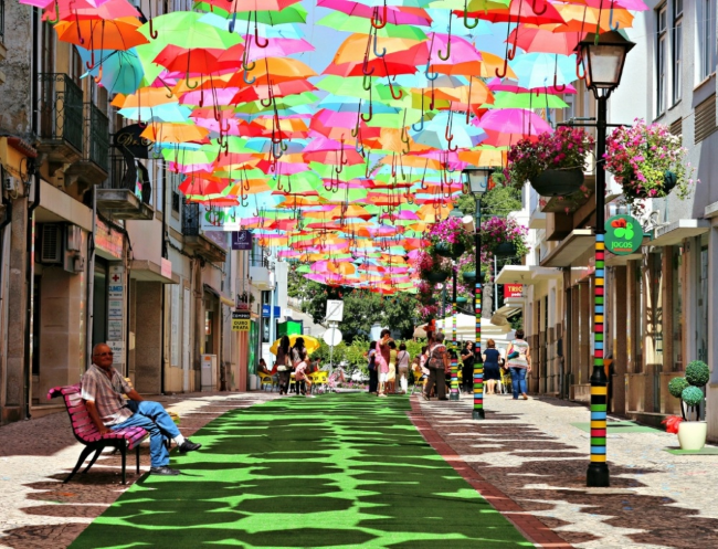 Улица парящих зонтиков, Агеда (Португалия)