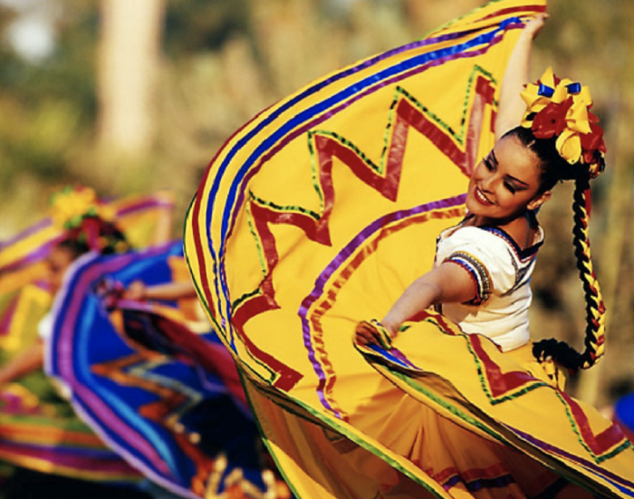 Национальный мексиканский танец