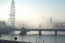 Туман закрыл Великобританию