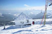Самый высокогорный горнолыжный курорт Украины в этом году открыл сезон третьим после Буковеля и Тростяна.