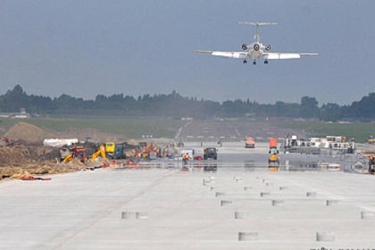 С 15 мая полоса в аэропорту Львов начнет работать в полную силу