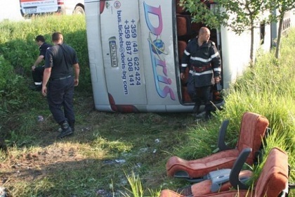 Один украинский турист погиб, трое получили тяжелые ранения. ДТП в Румынии