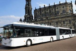 В Дрездене появился самый длинный автобус в мире