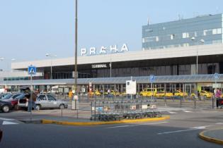Пражский аэропорт сменил название