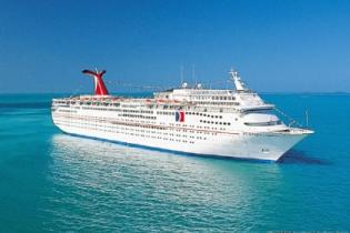 Компания "Carnival Cruise Lines" отменила 12 круизов из-за поломки лайнера "Triumph"  