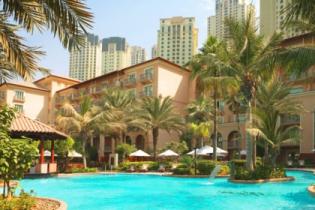 В Дубае открылся обновленный отель "The Ritz-Carlton Dubai"