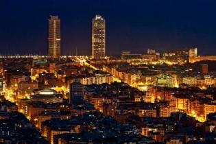 В Барселоне начинаются ночные автобусные экскурсии