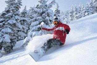 Снегопады позволяют снова открыть сезон катания в Швейцарии