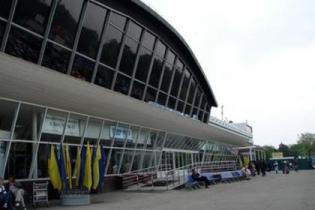 В "Борисполе" установили киоски саморегистрации для пассажиров "России" 