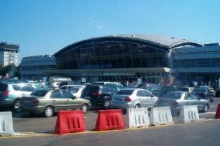 Аэропорт "Борисполь" снова пересмотрел тарифы на стоянку
