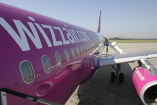 Wizz Air сокращает количество украинских рейсов