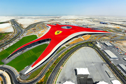 Парк Ferrari World в ОАЭ расширится почти вдвое