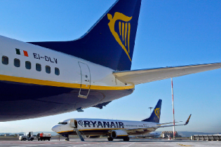 Лоукостер Ryanair начал продажу билетов бизнес-класса