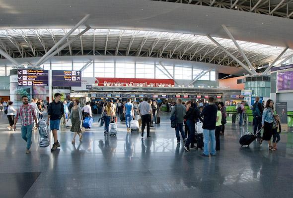 Пассажиропоток крупнейших аэропортов идёт в рост